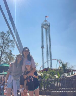 Emma Heming Instagram - Hi! 👋🏽 It’s my birthday and I’ve had an epic week getting to celebrate with some of my beloved family and friends.  I’m making a few BIG birthday wishes! This one I hope you could make a reality 🙏🏽 Text or call a person in your life that’s a caregiver and let them know here is X, Y, or Z I can do to help you this week. If the caregiver says, “I’m fine, I don’t need anything,” which most likely is what they just might say, then drop some food at their doorstep or flowers or a small something and text them after to let them know it’s there. Or honestly, just tell them thank you and that they are doing a great job. That kindness and support will go such a long long way. 🥰