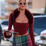 Emma Hernan Instagram - That anaconda don't want none Unless shes got bunzzz, hun 🪐 👩‍🚀 .. One of my fav looks from season 7, comment your favorite fashion moment below from any of the girls: . . #sellingsunset #sellingsunsetfashion
