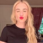 Emma Roberts Instagram – SO excited to announce my partnership with @kikomilano as their new global brand ambassador! This Italian beauty brand has been making some of my favorite makeup products for a while now, and I can’t wait for you guys to see some of the things we’ve got coming your way 💄 Obsessed!! #emmaloveskiko #KIKOMilano @kikomilano 🌹