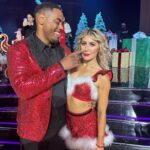 Emma Slater Instagram - SURPRISE!!! The best Holiday gift 🥹🙏🏻 I got to dance with my champion again tonight 🙌🏻 grateful for this lifetime bond even if he loves to wind me up 😂 @rashadjennings #shadsquad #forlife