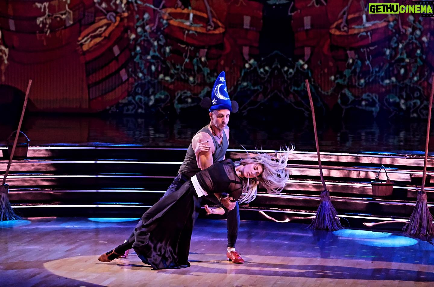 Emma Slater Instagram - Can’t wait to dance this Paso with you @mumansky18! SO PROUD OF YOU! You’re really becoming a dancer 🕺🏾 and I love teaching you 🙌🏻 ok let’s crush it ok?! We are dancing first tonight people, we are celebrating 100 years of Disney in tonight’s @dancingwiththestars show. We’ve got a magical Paso in store for you and you know what to do, please VOTE for Mauricio tonight (right at 8pm EST/ 5pm PST), west coast has to vote blindly at 5pm sorry guys but you know what he’s worth it and I’ll post the dance as soon as I can for you guys 💛🙏🏻 text Mauricio x10 to 21523 and vote another 10 times at the link in my bio, thank you thank you beautiful people ✨