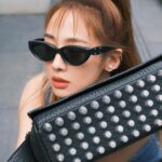 Emma Wu Instagram – 階梯休息式🖤🖤🖤

#alexanderwangny
#breezecouture
@alexanderwangny 
@breezecouturetw