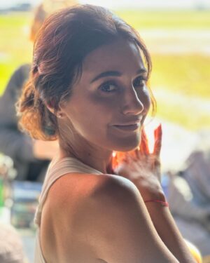Emmanuelle Chriqui Instagram - Today marks the last day of filming the series @cwsupermanandlois  What a wild ride these last 4 years have been. We have weathered so much from COVID to Strikes and everything in between. We truly became a family. The cast and crew of this show are what dreams are made of. I am endlessly grateful for this exceptional journey. Thank you to our incredible showrunners and writers for giving us all something to chew on. I love you all so much and will carry you in my heart always. Special shout out to our fans that have supported us and cheered us on from the beginning. I think this final season will knock your socks off! 
That’s a wrap 🙏🏽❤️