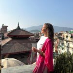 Emmanuelle Cureau Instagram – NEPAL 2023 
Il y aura un avant et un après … 
🙏🏽✨🫶🏽
