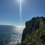 Emmanuelle Cureau Instagram - Hello Uluwatu 🏄🏽‍♀️🌴✨ 1- Ces beaux spots me donnent le sourire 2- La Healthy Life gros ! 3- Nouvelle maison pour 4 jours 4- J’avais du mal à me situer dans le monde 5- Les paysages sont dingos ici ! 6- Bali vibes en 1 photo . 7- Mon BFF de voyage . 8- Coconut Party 9- Ravi de la crèche ( ou de Bali) 10 - Premier sunset à Ulu ( comme ils disent 😅)