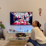 Emmanuelle Cureau Instagram – «  On n’est pas forcément responsable de son histoire, ni de ses expériences mais on est responsable de ce que l’on a fait » Et c’est pour cette raison que j’ai décidé petit à petit de le réconcilier avec les fêtes de Noël … 😌🤶🏽🎄✨🫶🏽