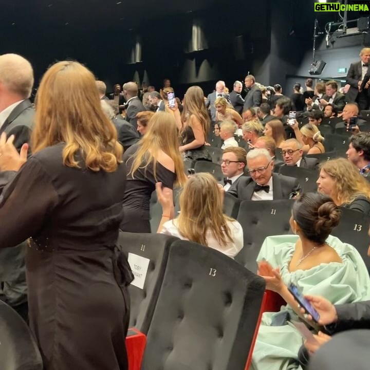 Emy LTR - 39.5K Likes - Merci Cannes pour ces émotions 🫶🏻
Suis-je devenue la meilleure copine d’ @anyataylorjoy ?