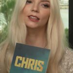 Emy LTR Instagram – Cette semaine n’a aucun sens… 😍
Un jour, tu regardes Mad Max en pilou pilou dans ton canapé et le lendemain tu te retrouves au Festival de Cannes pour rencontrer @anyataylorjoy et @chrishemsworth 🤯

On discute du tournage de leur nouveau film « Furiosa », réalisé par George Miller et disponible au cinéma le 22 mai !

Merci @warnerbrosfr pour ce merveilleux moment, c’était fou ❤️
#cannes2024