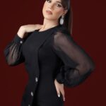 Emy Talaat Zakaria Instagram - Write a caption... فى يوم ميلادى اللهم اجعل ايامى القادمه خير وسعاده 🙏makeup : @basmaa_makeup_artist Kwafer: @eslam_adam_adam Photographer: @yasserhemaya Outfit: @nuevostoreegypt #emytalaatzakaria #ايمى_طلعت_زكريا