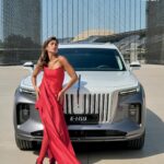 Enjy Kiwan Instagram - @voguearabia @hongqi_official Photography Greg Adamski @greg.adamski Style Polina Shabelnikova @shabelnikova Hair Deborah Aguera Mehsem @deborahagrm Makeup Mauro D. Hernan @maurodhernanmakeup Producer Danica Zivkovic @danica.z.t Production Dinika Govender @damn_dinika Shot on location at Expo City Dubai @expocitydubai Style assistant Neha Maggo @nehamaggo Production assistant Amira Hached @amirahached