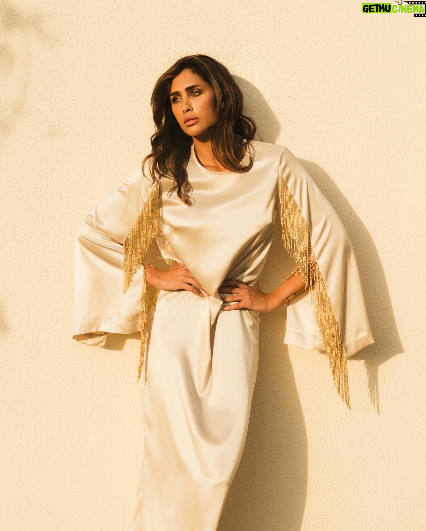 Enjy Kiwan Instagram - Golden hour @andotherstories in stores now