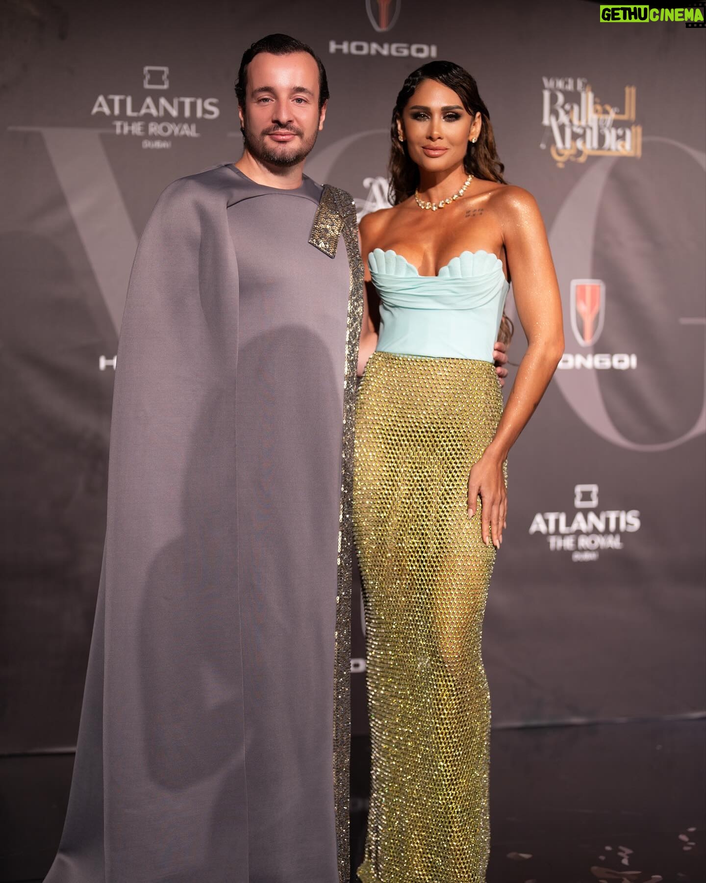 Enjy Kiwan Instagram - Red carpet at @voguearabia arriving in style in a @hongqi_official Dressed in @georgeshobeika Jewellery @jacobandco Hair and makeup @isabellabella_official Styled by @yasmineeissa 📷 @dazlproduction