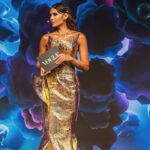 Enjy Kiwan Instagram - Absolute pleasure hosting the @voguearabia ball of Arabia under the theme mermaids of the gulf. Thank you for having me . Dressed in a custom made @kachmarreem Stunning jewelry @jacobandco Hair and make up @isabellabella_official Styled by @yasmineeissa
