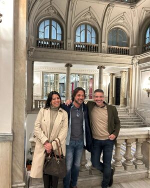 Enrique Arce Instagram - Un verdadero honor y un privilegio enorme como valenciano, , poder haber disfrutado, desde el balcón del Ayuntamiento por primera vez en mi vida, de esta espectacular mascletá y de compartirlo junto a las falleras mayores 2024 y sus respectivas cortes de honor y la alcaldesa de Valencia Maria José Catalá, precisamente en el día de su cumpleaños. Gracias a mi querido Sergio Arlandis, Director Gral de Cultura de la Generalitat, por tan generosa invitacion. Que Visquen les Falles!!!
