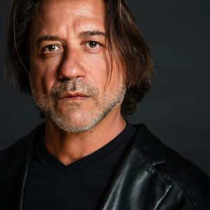 Enrique Arce Instagram - encantadísimo con la sesiôn de la superfotógrafa italiana residente en los angeles @valentinasocci
grazie mile, cara!!

estilismo: @posshenko

superexcited with this great session with the wonderful italian LA based photographer @valentinasocci
Thanks, carissima

stylyst: @posshenko