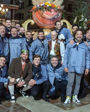 Enrique Arce Instagram - Una breve retrospectiva de las Fallas 2024. Que bueno volver ai casa, junto a mi gente tras 4 años de ausencia 

#valenciaenfallas