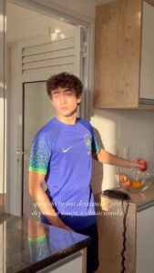 Enzo Krieger Instagram - a hora chega né… kkkkkkkkkkk