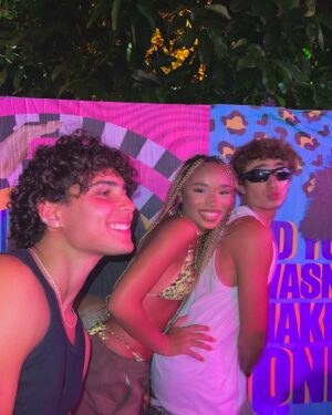 Enzo Krieger Instagram - night😎✨