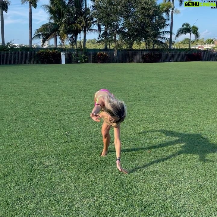 Eric Trump - 101.3K Likes - Thanksgiving in Florida! 🌴🌴