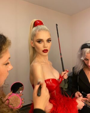 Erika Gertseg Instagram - Best team ever❤️‍🔥 @xfaktorhun 
A legjobbak, imádlak titeket🥰

Style @kataflorian 
Makeup @karinajemelyjanova 
Hair @krisztian.h