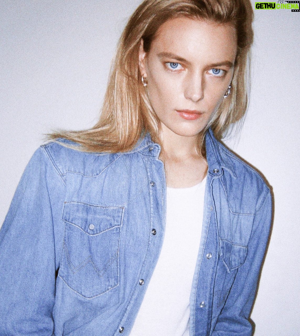 Erika Linder - 22.3K Likes - 📸 @nymanjocke @mikasstockholm