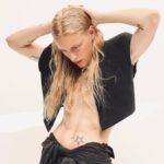 Erika Linder Instagram - @behindtheblinds @amandademme