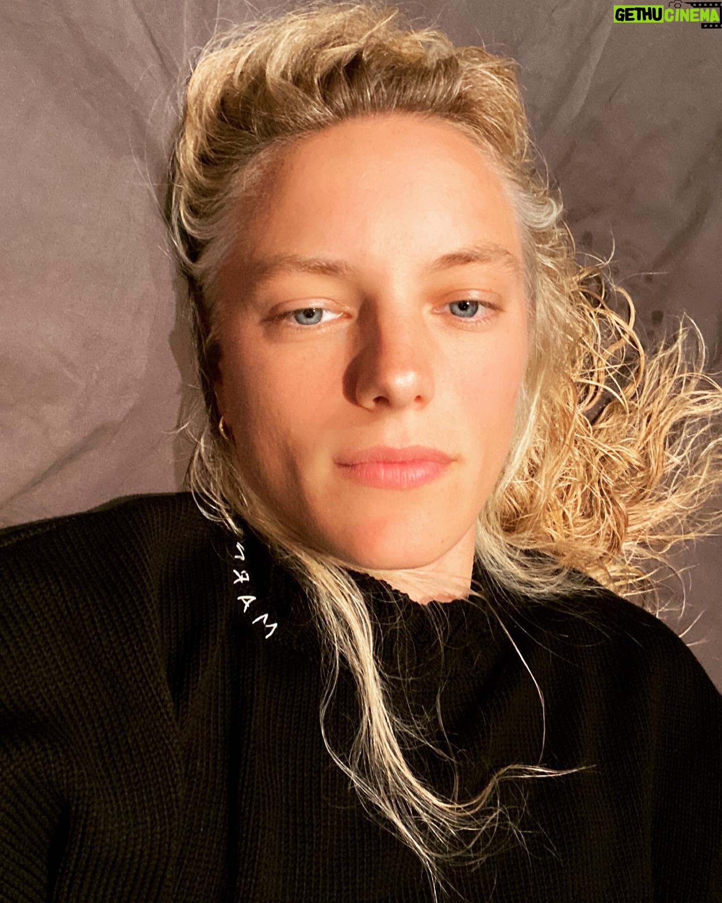 Erika Linder - 18.2K Likes - Save a horse..