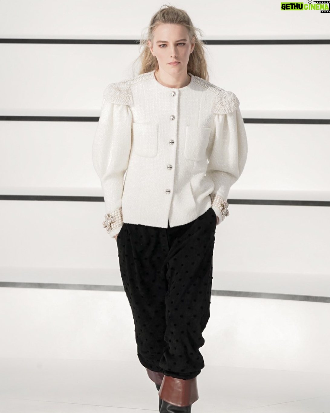 Erika Linder - 22.8K Likes - Thank you @chanelofficial @virginieviard ❤️❤️❤️ @sammcknight1 @luciapicaofficial @aurelieduclos