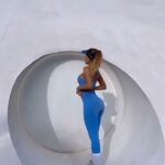 Erika Schneider Instagram - Nova coleção da @dlkmodas SEAMLESS são peças incríveis sem costura, com a modelagem perfeita! Esse é muitos outros looks disponíveis no site! Corre conferir! 💙
