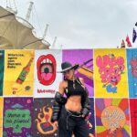 Erika Schneider Instagram – Dia de @lollapaloozabr com a @johnniewalkerbrasil 
#GRWM aprovado o look? 🖤