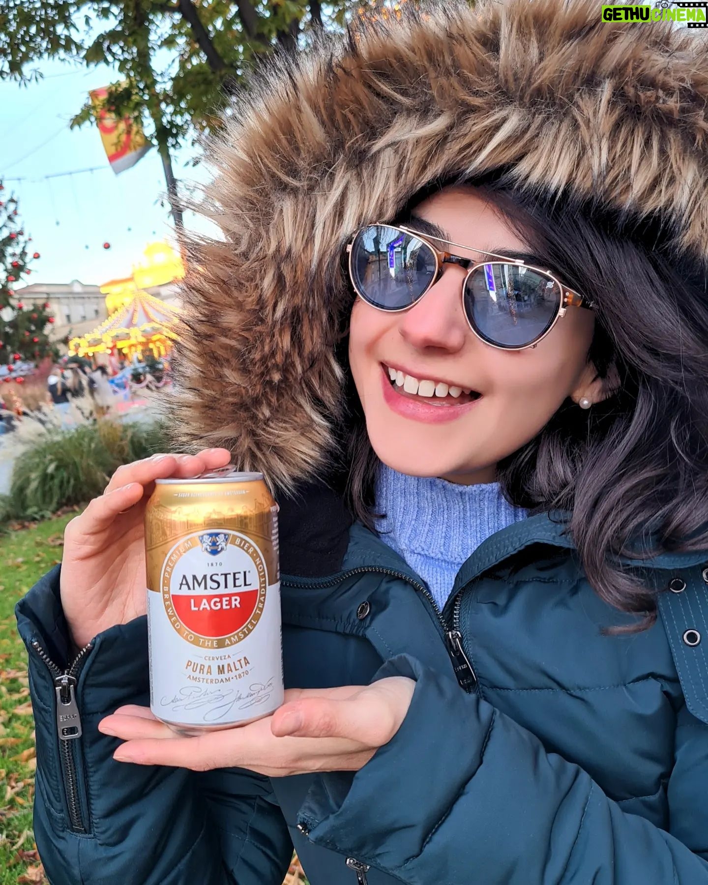 Erika Toa Russo Instagram - Es tiempo de brindar por compartir más momentos con mi @amstelecuador 100% pura malta con todo el espíritu de Ámsterdam 🍻 #AmstelEcuador #ElEspírituDeAmsterdam . . . #TOA #lifestyle #Amstel #adv #fall2023 #salud #cheers #ootd #
