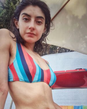 Erika Toa Russo Instagram - Selfies de Verano🌞🍹💦
Pic1, 2 o 3?
Te leo💋
.
.
.
.
#Toa #lifestyle #Summer2023 #estate2023 #verano #bikinilook #poolgirl #girlpower #realbody #picoftheday #instagood