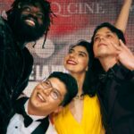 Erika Toa Russo Instagram - Premiere del Film @loswanabis! Hoy en Cine🍿 . Un poco de la alfombra ver de la película "Los Wanabis" que desde hoy está en salas de cine a nivel nacional🇪🇨 . Ya la ví y no se la pueden perder! Interpreto a María Gloria y no veo la hora de saber que es lo que más les gustó de la peli!💋 . Ha sido un honor ser parte de este proyecto! Ser parte de un cast tan talentoso y trabajar con un crew tan profesional! Gracias a nuestro Director @santiago_paladines por invitarme a ser parte de Los Wanabis, a la produccion @el_viaje_films y @cinezerowaste por la primera peli amigable con el ambiente en Ecuador🌱 . #TOA #actress #Premierr #cinema #comedianegra #thriller #estafa #ecuador #dolares #billetesnegros #LosWanabis #film