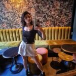 Erika Toa Russo Instagram - Friday Cocktail "night"🍹 Happy weekend💋 . Aprovechando que las noches de verano parecen tardes! Feliz finde a todos🥳🤟 . . . #Toa #lifestyle #cocktails #lightdinner #aperitivo #foodie #ToaFoodTips #NodoRoma #Roma #summer2023