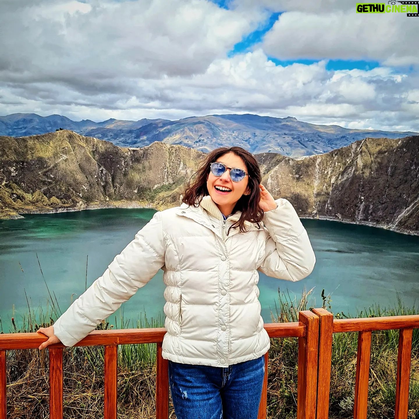 Erika Toa Russo Instagram - Holidays 2023⛄️ #photodumb de los últimos dias turisteando por Ecuador🥰 . ¿Ya está listos para la Navidad? Cuéntame! . . #TOA #touristlife #instapic #parami #Quilotoa #Cotopaxi #andino #Ecuador #colours #papas #toafoodie #Christmas2923 #fall2023 #festivita2023