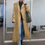 Erin Foster Instagram - There she is, coming into work looking like a boss. Fresh off 9 hours of sleep, and somehow still tired. Doesn’t know it yet, but her water bottle is leaking all over her computer in her bag and her lunch choice will be a big regret. Happy Monday 🤗