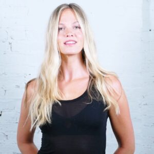 Erin Heatherton Instagram - Instructor photo shoot outtake ✌🏼💞
