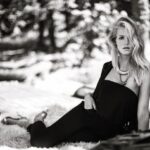 Erin Heatherton Instagram – Good morning NYC lovers 💕 @brycescarlett @quinnmurphy1 I mean… What do you expect 😏