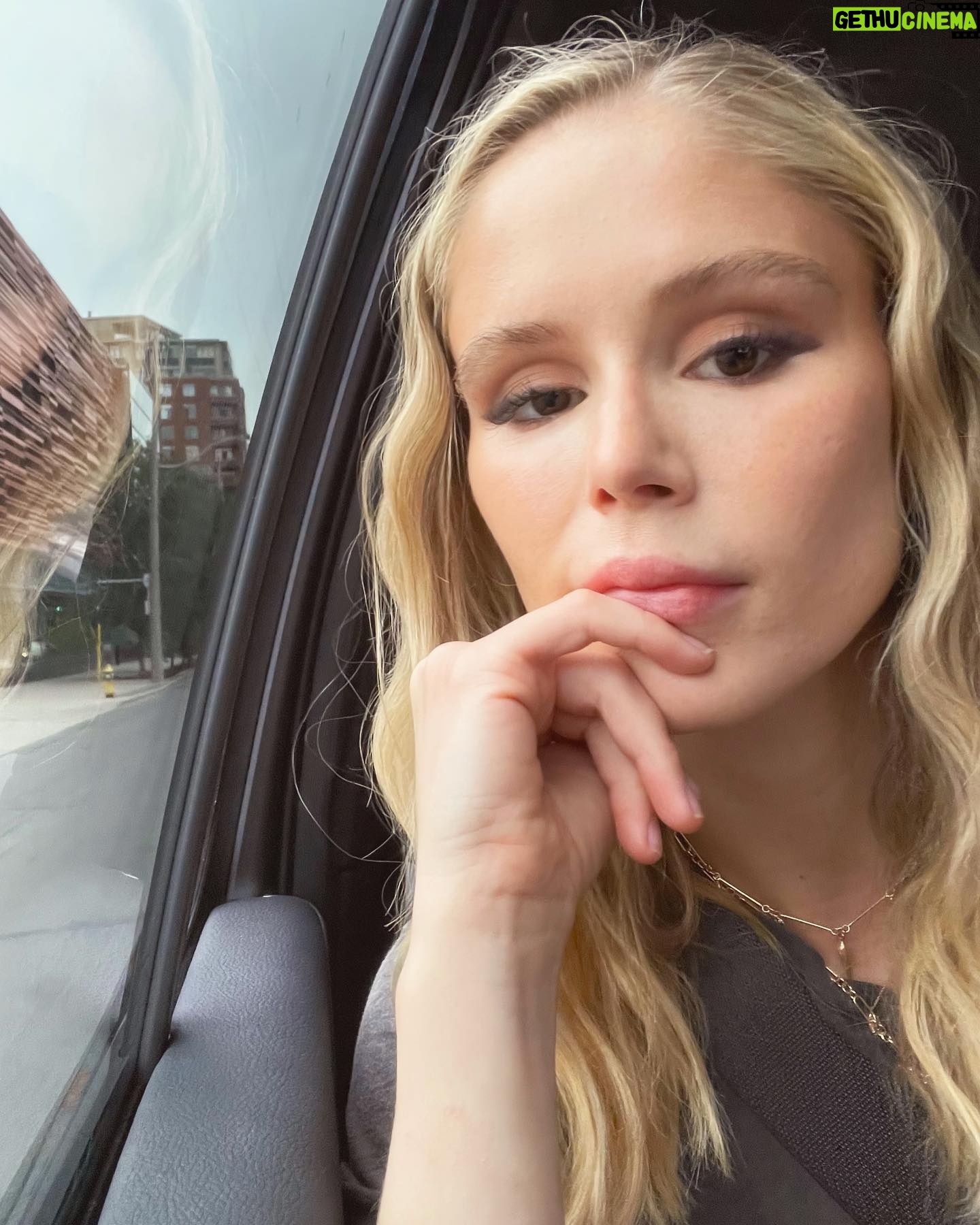 Erin Moriarty Instagram - Maybe she’s born with it. Maybe it’s @reneetobinmakeup.