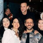 Erkan Kolçak Köstendil Instagram – Işıltılı hayatı bilmem lakin güzel ruhlarla birbirimizi seçtik.İyi ki varsınız.❤️🙏🧿