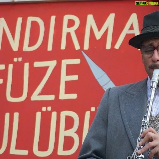Erkan Kolçak Köstendil Instagram - Necati 🎺❤️ #bandırmafüzekulübü Yarın sinemalarda… @dijitalsanatlar @cgvmarsdagitim 🎥