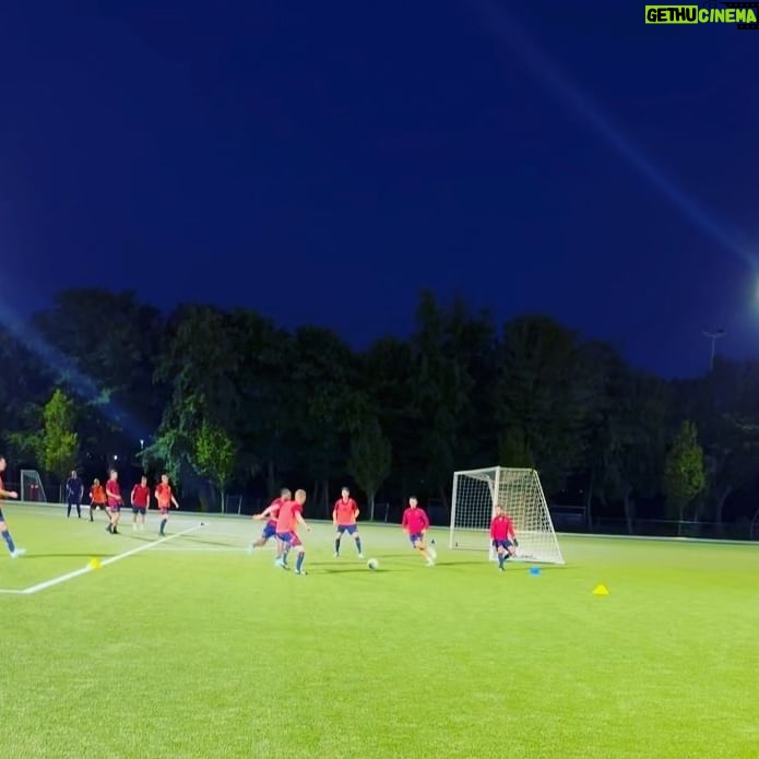 Erkan Kolçak Köstendil Instagram - Het is een eer om hier te zijn @afcajax Bedankt, geweldige Aanvoerder @attilayildirim9