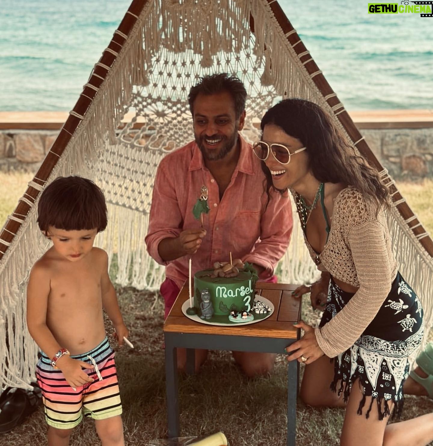 Erkan Kolçak Köstendil Instagram - 3 sene önce bugün hayatımın en mutlu günüydü … Sonrası her daim mutluluk, seninle büyümek , seninle öğrenmek…İyi ki varsın kalbim oğlum ❤️🎂