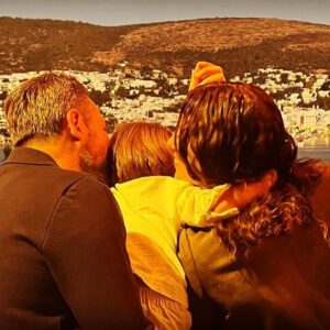 Erkan Kolçak Köstendil Instagram - #Festivalciler
@bodrum_turkfilmlerihaftasi 
#tamirhane
#bandırmafüzekulübü 
@cansutosun 
@zumrutburul