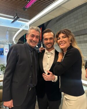 Erkan Petekkaya Instagram - Tebrikler Arascımmmm başarıların daim olsun 🙏🏼🧿 #Atatürkfilmi @iynemliarasbulut @didempetekkaya