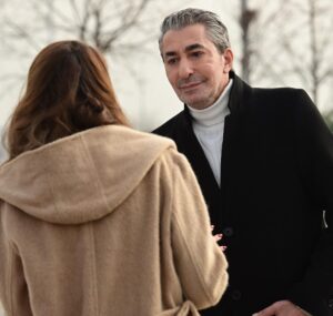 Erkan Petekkaya Instagram - mektubunun sonuna; herkese selam sana “HASRET” @rojdademirer__ 
#OKız bu akşam 20:00 @kanald