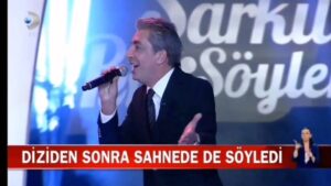 Erkan Petekkaya Instagram - Bu burada kalsın 🙏🏻🎼🎼🎤

#şarkılarbizisöyler  #karışıkkaset