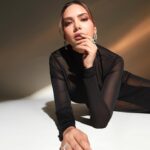 Esha Gupta Instagram - GQ 🖤