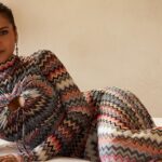 Esha Gupta Instagram - Como estás