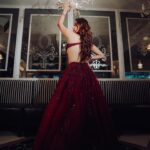 Eshanya Maheshwari Instagram - Laal Ghaghraaaa ❤️❤️❤️ esshanya_s_maheshwari Shot by - @shotbysakar Outfit- @rajgharana.rg Jewellery- @motiwalajewelry Styled by - @styledbyhenal & @sim__rrran Makeup & hair by - @krupall_gami Location- @donnadelibombay #ghagra #trending #fashion #style #fashionreel #esshanya #photoshoot #esshanya. _s_maheshwari #desilook #esshanya #esshanyamaheshwari #esshanya_s_maheshwari